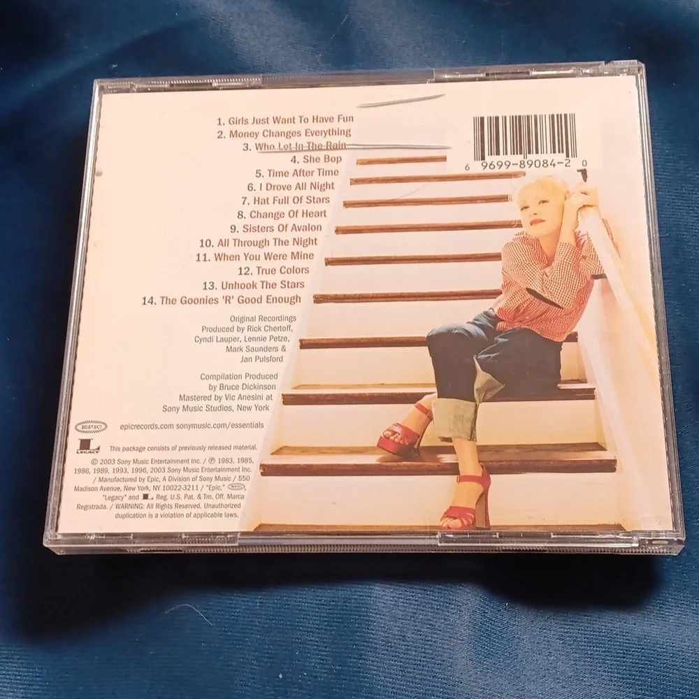 Cindy Lauper CD The essential